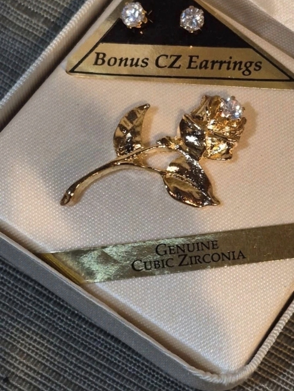 Vintage Gold Tone Rose Brooch Pin & Cubic Zirconia Stud Earrings Set With Gift B